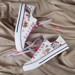 Real Summer Low Canvas Shoes Chinese Style Men and Women 2024 National Student Couple Mandarin Duck Joker Board 240307