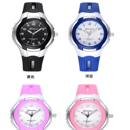 أزياء الذهب الوردي Men Geneva Steel Roma Dial Luxury Automatic Mens Day Date Stainsal Steel Designer Watches Watches Wristwatches Mo221C