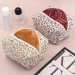 Storage Bags Fashion Floral Puffy Quilted Makeup Bag Travel Cosmetic Jewelry Organizer Handbag Pouch Large Capacity Make Up