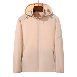 Wysokiej jakości 2024 Nowa para Summer Hooded Casual Spring/Summer Ice Silk UV UV Outdoor Sport Sports Skóra męska odzież przeciwsłoneczna odzież