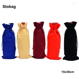 Depolama Çantaları Stobag 20pcs Kırmızı Şarap Ambalajı Hediye Taşınabilir Organizatör Torbası için Toptan Uzun Velvet Drawstring Çantası Yeniden Kullanılabilir Cep