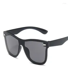 Óculos de sol 2022 marca designer onepiece homens mulheres rebite sem aro óculos de sol para dirigir óculos espelho lente gafas uv4009693829