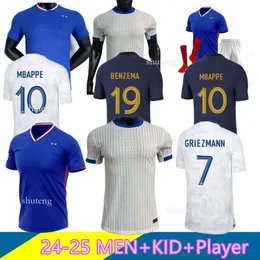 24/25 Euro Cup French Home Jersey MBAPPE Futebol Jerseys DEMBELE COMAN SALIBA KANTE Maillot De Foot Equipe Maillots GRIEZMANN Crianças Homens Mulheres Fãs Jogador de Futebol 66