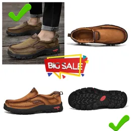 Nya säljande läderskor män äkta läder loafers casual läderskor vandringskor gai manlig hög kvalitet bekväm medelålders bigfoot eur38-51