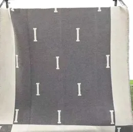 Дизайнерские одеяла H Одеяло кашемир женщины 135x165см