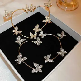 Hoop Huggie 2023 New Butterfly Clip Womens Earrings Cuff False Perforated Earrings Fashion Wedding Aesthetics Korean Jewelry 240326
