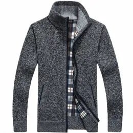 2024 Autumn Winter Men's Sweater Coat Faux Fur Wool Sweater Jackets Män blixtnedslaget Stickat tjockt kappa Varmt avslappnad stickkläder Cardigan K7JB#