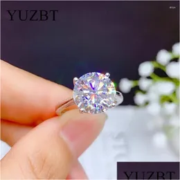 Кольца кластера Yuzbt Solid 18K Белое золото с покрытием 5 круглых бриллиантов отличной огранки Past D Цвет Муассанит Кольцо Подарочные ювелирные изделия Прямая доставка Dhlcq