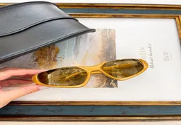 RDESIGNER SUNGLASSES Luxury Classic Man0202 Eyeglasses Frame Outdoor Shades Fashion Beach Lady Sun Glasses Mirrors For Woman Cat E7204372