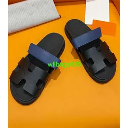 Summer Slippers Chypre Sandals European Station 2024 Springummer Ny Color Block Ny äkta läder Korean Edition Slippers Mens One Line Have Logo HB2U