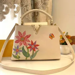 Tygväskan Floral Handbag Luxury Designer Totes Bag For Woman Large Bag äkta läder Kvinnor Väska Infall Kategorier Flip White Crossbody Bag Zadig Voltaire Bag