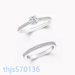 Luxury Love Rings Imitation Diamond Ring Designer Parringar STORLEK 6-7-8 High-end elegant mousserande ring med full diamant gyllene ring för par vigselring.