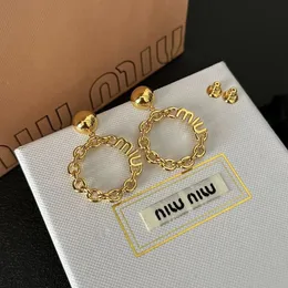 MIUM Gold Earrings Роскошные женские серьги с правильными буквами, высокая версия 1:1