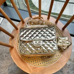 Kvinna fem spetsiga pendelle stjärna handväska äkta läder diamant korsbods väska kedja reflekterande axel handväskor purses mode axelväskor