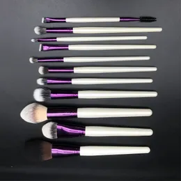 Ylovely lyxig mjuk syntetisk naturlig högkvalitativ Pearl White Foundation Contour Blending Maquiagem Make Up Brush Set Kit 240314