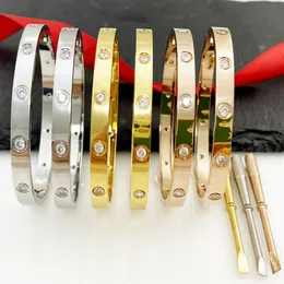 Bracciali con diamante Bracciale a vite Designer Bangle Moda per donna Uomo Classico metallo placcato oro 18 carati Diamante Argento dorato Gioielli firmati in oro rosa