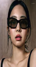 Nova chegada 2020 óculos de sol futuristas feminino retângulo magro moda jennie óculos de sol a236 festival feminino19089967