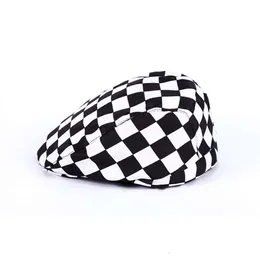 Lighing Shipment Black White Checkered Beret Trendy Brand Old Man Fashion 캐주얼 편안하고 통기 가능한 모자