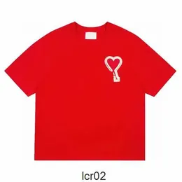 23SS Yeni Plus Gömlek Tişörtleri ve Polo Gömlekler Mürettebat boyun üstleri İşlemeli Aşk Desenli Kutup Tarzı Yaz Moda Sokağı Pamuk Kelimeler Erkekler İçin Kadınlar