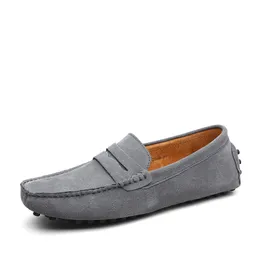 Scarpe casual da uomo Espadrillas Triple Nero Bianco Marrone Vino Rosso Navy Khaki Sneakers da uomo in pelle scamosciata Slip On Scarpe da barca Outdoor Flat Driving Jogging Walking 38-52 B132