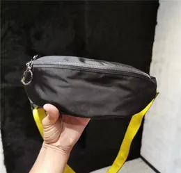 Bolsa de ombro masculina preta, bolsa de cintura com fita amarela, bolsa de peito antifurto para homens, cinto de lona de designer9636931