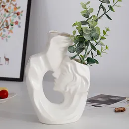 花瓶キスボディ彫刻花瓶ホワイトセラミックヒューマンヘッドフラワーポットカップルアレンジメントコンテナキャラクター装飾フローラル