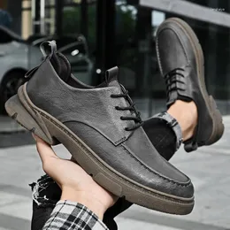 Scarpe casual Autunno Marca Vera Pelle da uomo Abito stringato Mocassini neri Festa nuziale di lusso Maschile