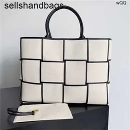 Bottegvenetas arco bolsa totes lona 7a couro genuíno luxo tecido sacos capcity moda axilas mulher superior genuíno ombropclbqq4oiv