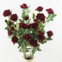 Dekorative Blumen 5pcs künstlicher langer Stiel Curling Rose 5 Köpfe Samtrosen simuliert rot/rosa/cremefarben/burgunderfarben