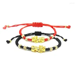 Charm Armband M2EA 2st European och American Fashion Flätad Pixiu Armband Lucky Transfer Red Black Rope Par