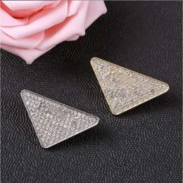 Pins Brooches Brand P- Metal Triangle Letter Brooch Women Men Letters Brooches Suit Lapel Pin Fashion Jewelry