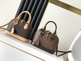 Luxury Fashion designer Handbag Shoulder Bags Crossbody Bag Womens Shell Purses Leather Clutch Fashion 53152