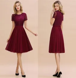 Elegant kort ärm Bourgogne spetscocktail hemkomstklänningar med bälte söt chiffong korta examen klänningar vestido curto cps18636351