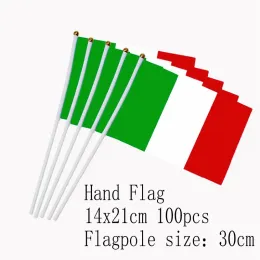 アクセサリーZWJFLAGSHOW ITALY HAND FLAG 14*21CM 100PCSポリエステルイタリア装飾用のプラスチック製の旗竿付きの小さな手を振る旗