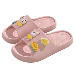 Slippers Slippers Women Cute Slipper Wit Soe Carms Couples Fasion Outwear Tick Sole Summer Funny Slides Sandals Diy Decorations H2403264PTB