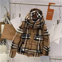 Womens Down Parkas bu Brand Khaki Classic Plaid Hooded Coats ärmar avtagbar jacka Hösten Vinterdroppe leveranskläder kläder oTvvi