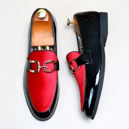 Sıradan Ayakkabı Moda Adam Deri Partisi Düğün Loafers Metal Düğmesi Mokasinler Erkekler Kaymaz Konforlu Sürüş Kulübü Daireler