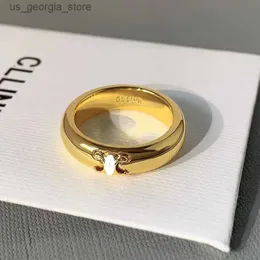 밴드 반지 새로운 Celi French Fromy Fushile Light Light Light Light Light Bethile Ring Triumphal Arch Index Ring Simple and Advanced Sense Mens and Women Rings Y240328