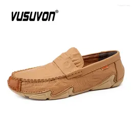 Sıradan Ayakkabı Erkekler Loafers Deri Deri 38-46 Büyük Boyut Moda Siyah Slip-On Oxford Flats Klasik Bussiness Resmi Katırlar