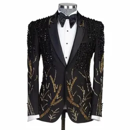 Luxus Herrenanzüge Maßgeschneiderte 2 Stück Blazer Hosen 1 Hintern Sheer Kerbe Revers Kristalle Perlen Diamds Jacke Hosen Bräutigam Smoking X2QW #