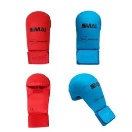 Ny ankomst WKF -certifiering Smai Karate Glove Original Karate Gloves kan delta i inhemsk tävling om export