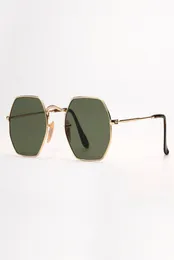 Damen- und Herren-Sonnenbrille, modische achteckige Sonnenbrille, flache Sonnenbrille aus Metall, UV-Schutzgläser mit Lederetui und QR-Code 5464329
