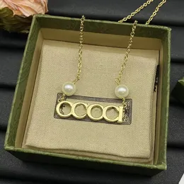Mässingsbrev guldhalsband mode presentdesigner halsband för kvinnors alla hjärtans dag bröllopsfest designer smycken gratis porto.
