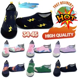 Buty sportowe gai sandały mężczyźni i kobiety brodzące buty boso boso pływanie sportowe buty wodne plaży na zewnątrz para butów potoku rozmiary 35-46 EUR