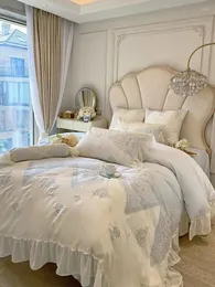 Set di biancheria da letto in stile Princess in cotone lungo 140s set da quattro pezzi da ragazza ricamato in chiffon cover foglio