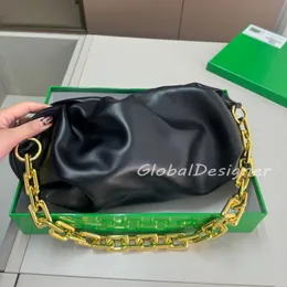 high Quality Women Pouch Chain Hobos Fashion designer bag Clutch Handbag Shoulder Bag Lady Purse Leather Carrying Women Party Sexy Bag Box Summer 25CM