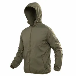 Taktische Kapuzen-Camo-Haut-Mantel-Männer im Freien gespleißte atmungsaktive leichte Windjacke Outwear Militärische schnell trocknende Kletterjacken S4Xt #