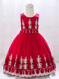 Einzelhandel 2019 Baby Girl Birthday Party Ballkleid Kleider mit Blumen Taufe Prinzessin Kleid Hochzeitskleid für Mädchen L1837XZ Y19050806779483