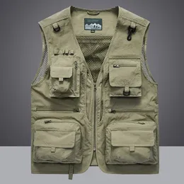 Summer Men Unloading Tactical Vest Coat Casual Mens Pographer Waistcoat Mesh Work Sleeveless Jacket Tools Pocket Vest 5XL 240320