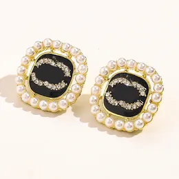 New Style Letter Earrings Designer Studs Brand Jewelry Classic Sier Stud Vogue Men Women Crystal Pearl Earring Lover Gifts Couple Fashion Accessories